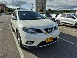 2017  Nissan X - Image 2