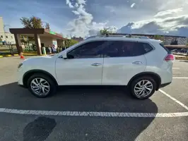 2017  Nissan X - Image 5