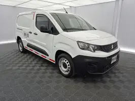 2020  Peugeot Unknown - Image 1
