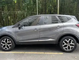 2019  Renault Captur - Image 2