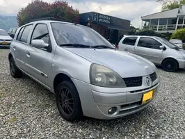 2010  Renault Clio - Image 3