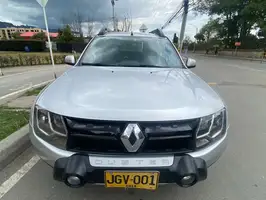 2017  Renault Duster - Image 2