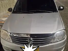 2013  Renault Logan - Image 1