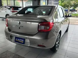 2018  Renault Logan - Image 4