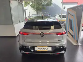 2025  Renault Megane - Image 4