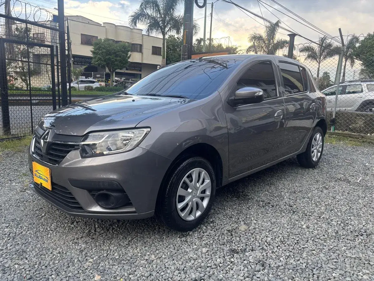 2022  Renault Sandero