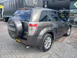 2014  Suzuki Grand - Image 4