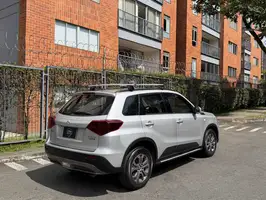 2024  Suzuki Vitara - Image 5