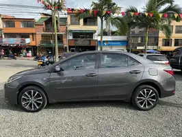 2019  Toyota Corolla - Image 5