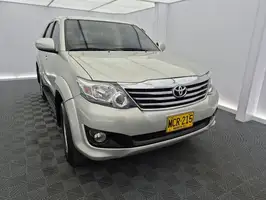 2012  Toyota Fortuner - Image 2