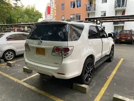 2014  Toyota Fortuner - Image 3