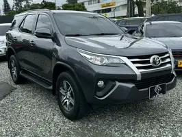 2020  Toyota Fortuner - Image 3