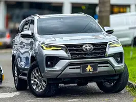 2022  Toyota Fortuner - Image 1