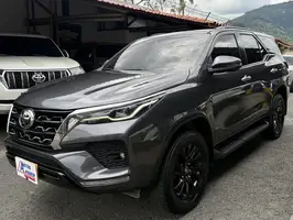 2022  Toyota Fortuner - Image 1