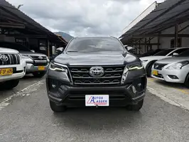 2022  Toyota Fortuner - Image 2