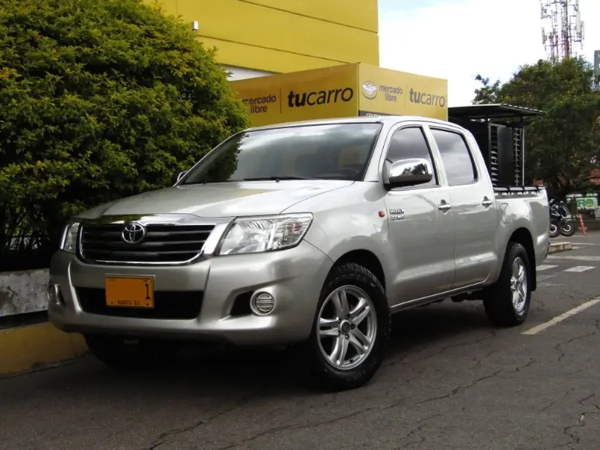 2013  Toyota Hilux