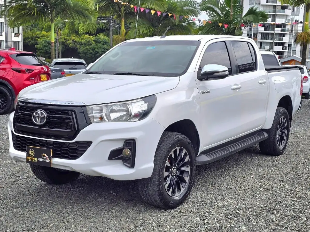 2017  Toyota Hilux
