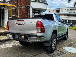 2018  Toyota Hilux - Image 5