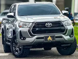 2022  Toyota Hilux - Image 1