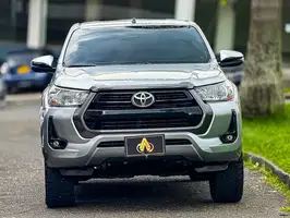 2022  Toyota Hilux - Image 3