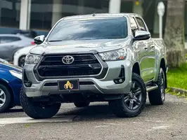 2022  Toyota Hilux - Image 4