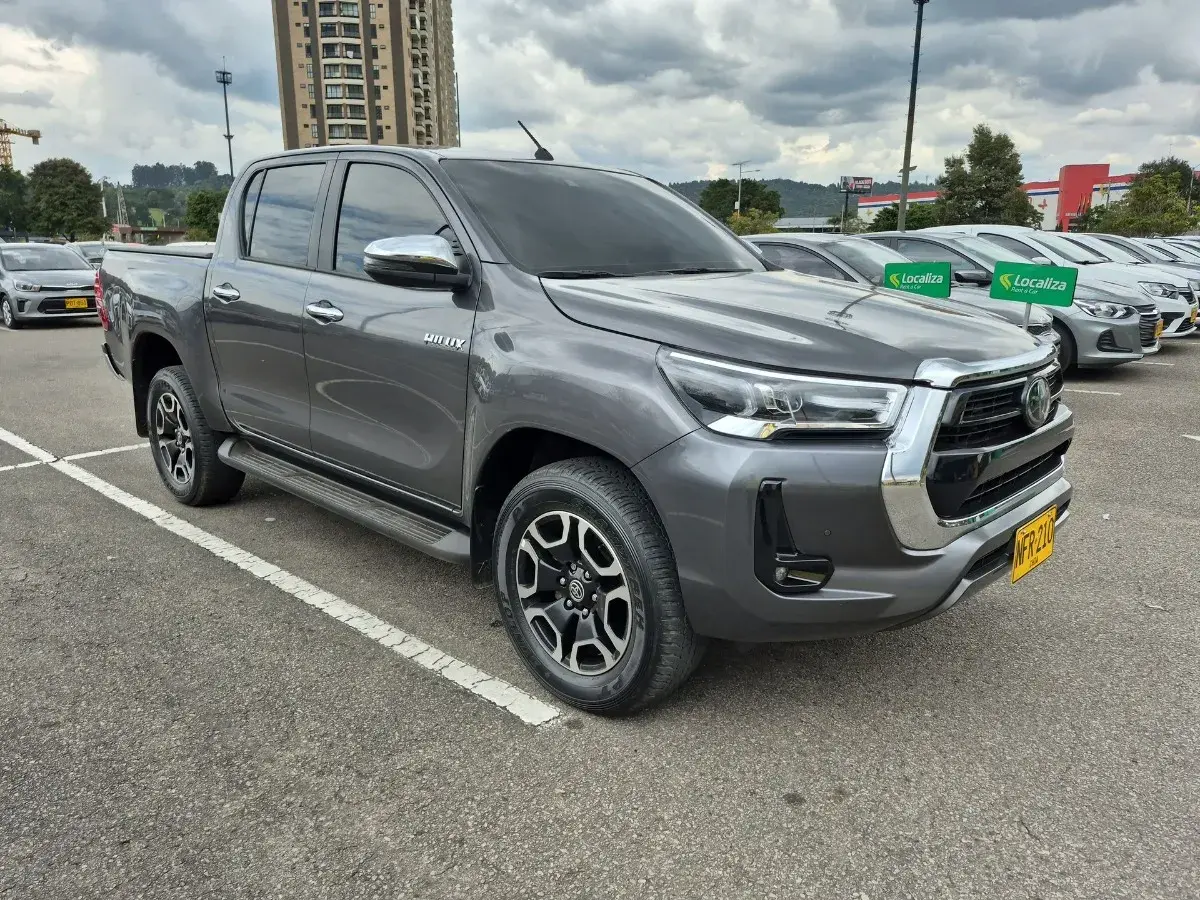 2023  Toyota Hilux