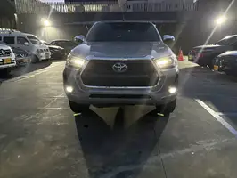 2023  Toyota Hilux - Image 2