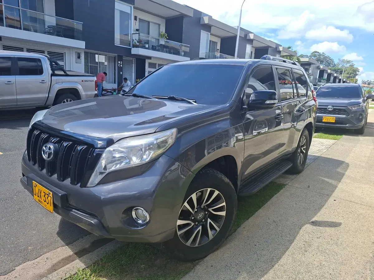 2015  Toyota Prado