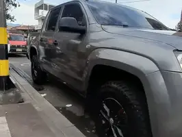 2015  Volkswagen Amarok - Image 4