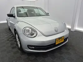 2016  Volkswagen Beetle - Image 2