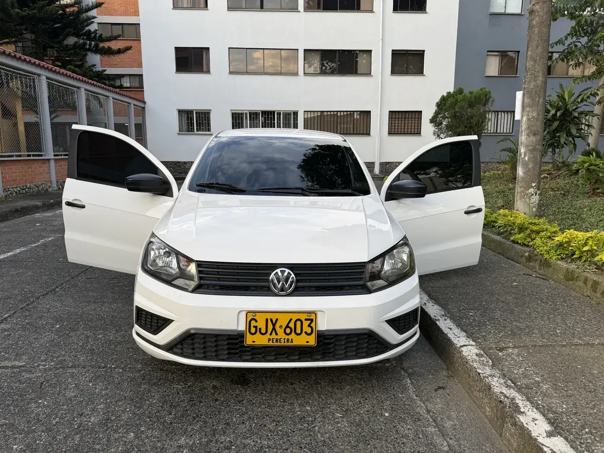 2020  Volkswagen Gol