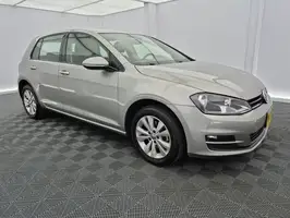 2017  Volkswagen Golf - Image 2