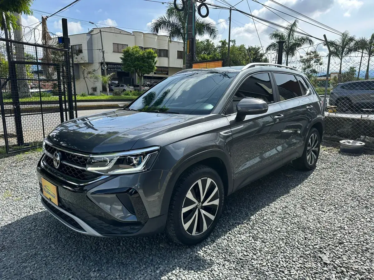 2022  Volkswagen Taos