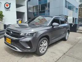 2022  Volkswagen Taos - Image 2