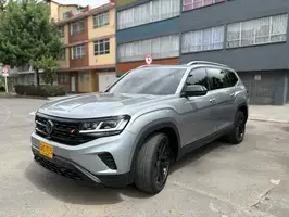 2021  Volkswagen Teramont - Image 3