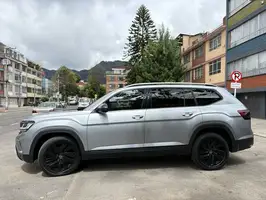 2021  Volkswagen Teramont - Image 4