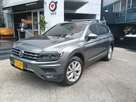 2019  Volkswagen Tiguan - Image 1