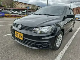 2017  Volkswagen Voyage - Image 5