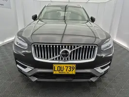 2023  Volvo Unknown - Image 3