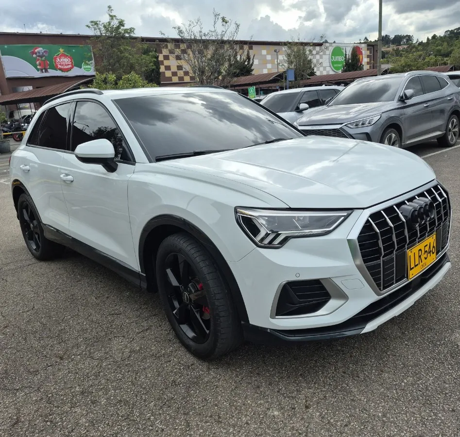 2022 Audi Q3 low mileage car in Tampa