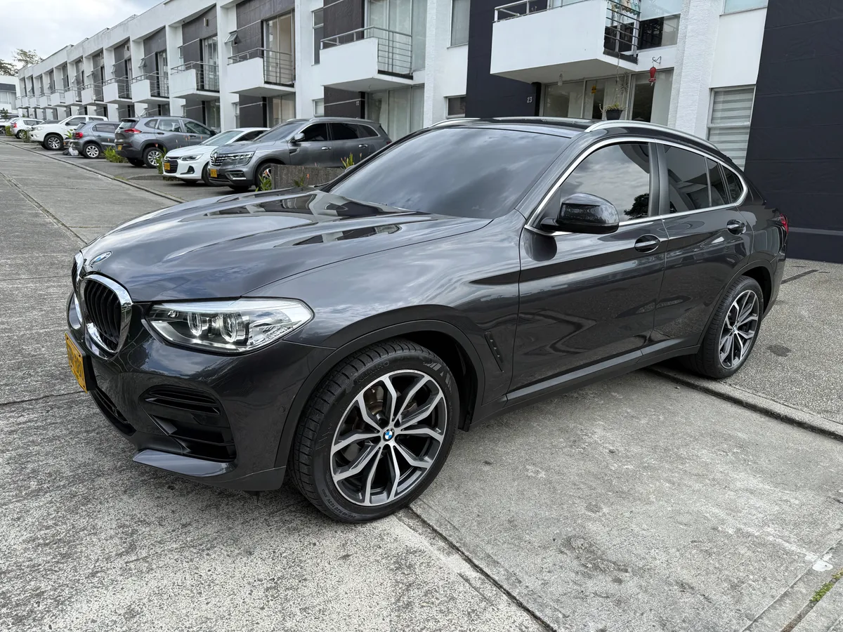 2021 Bmw X4 low mileage car in Tampa
