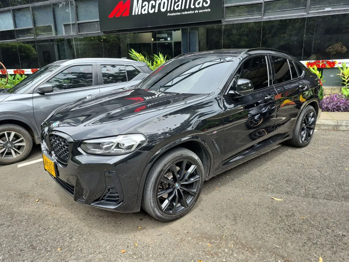 2022 Bmw X4 low mileage car in Tampa