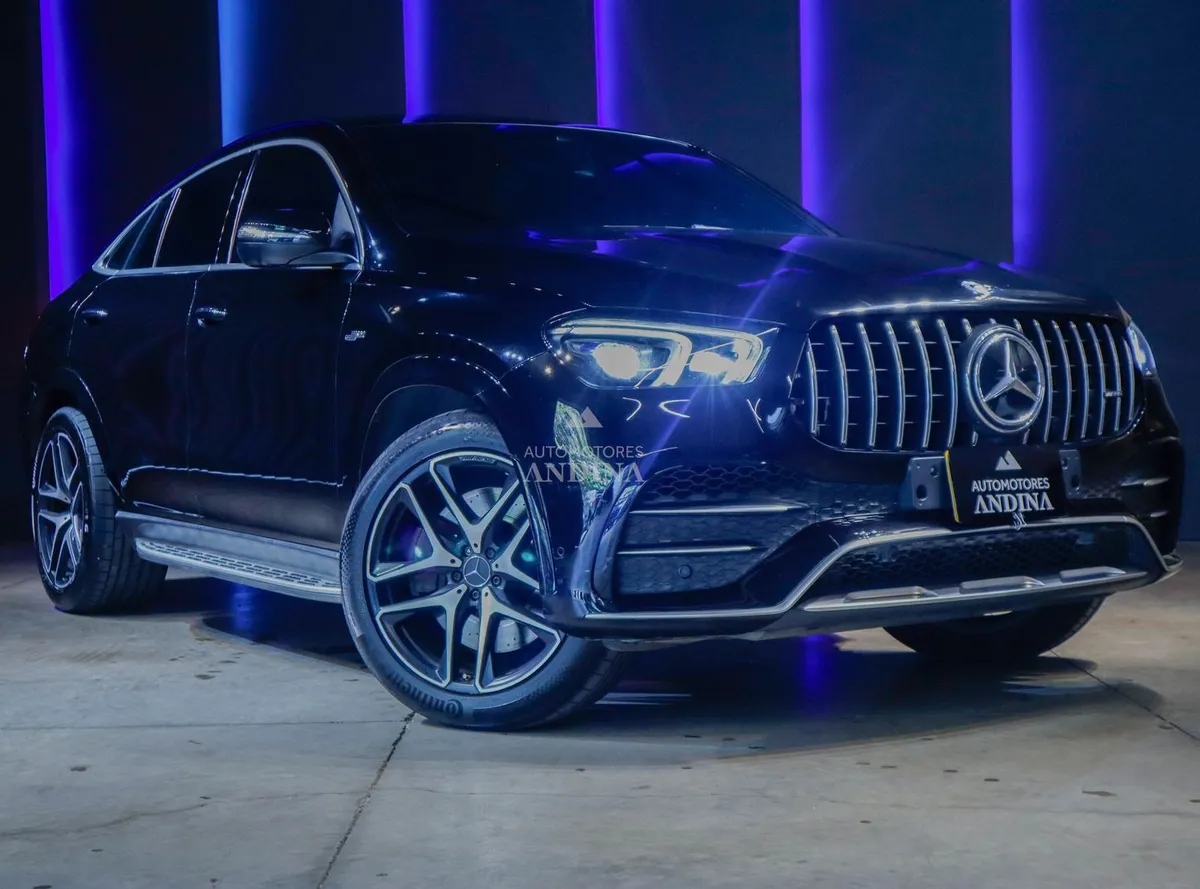 2022 Mercedes Unknown low mileage car in Tampa