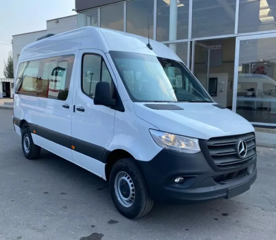 2024 Mercedes Unknown low mileage car in Tampa