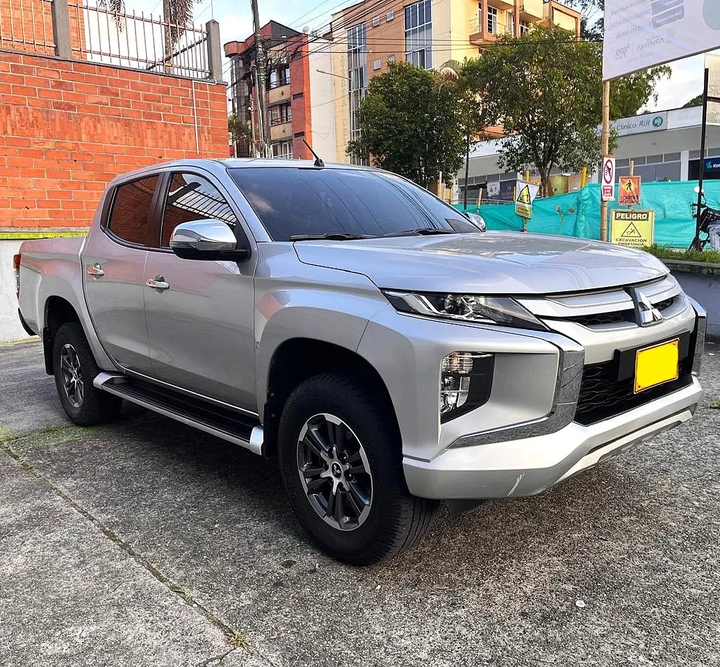 2022 Mitsubishi Unknown low mileage car in Tampa