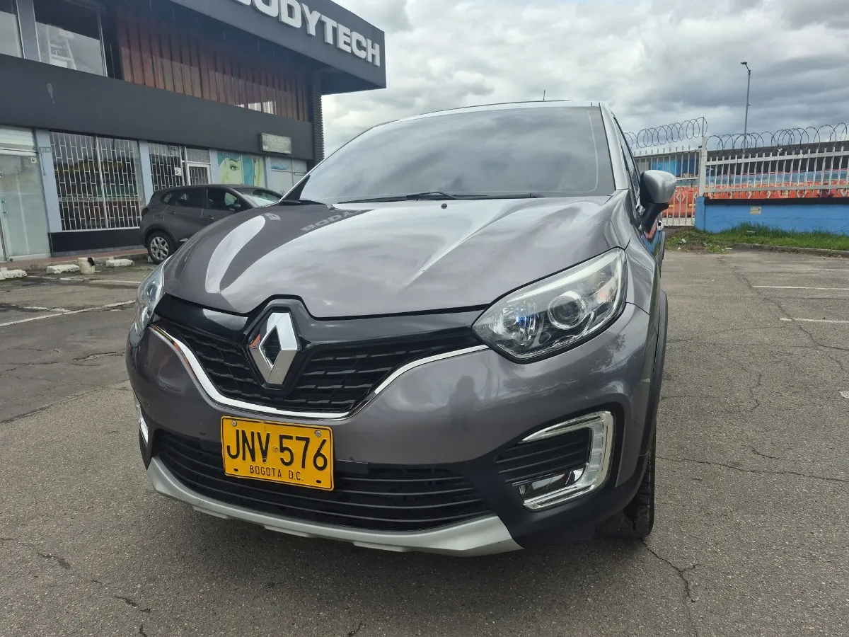 2021 Renault Captur low mileage car in Tampa