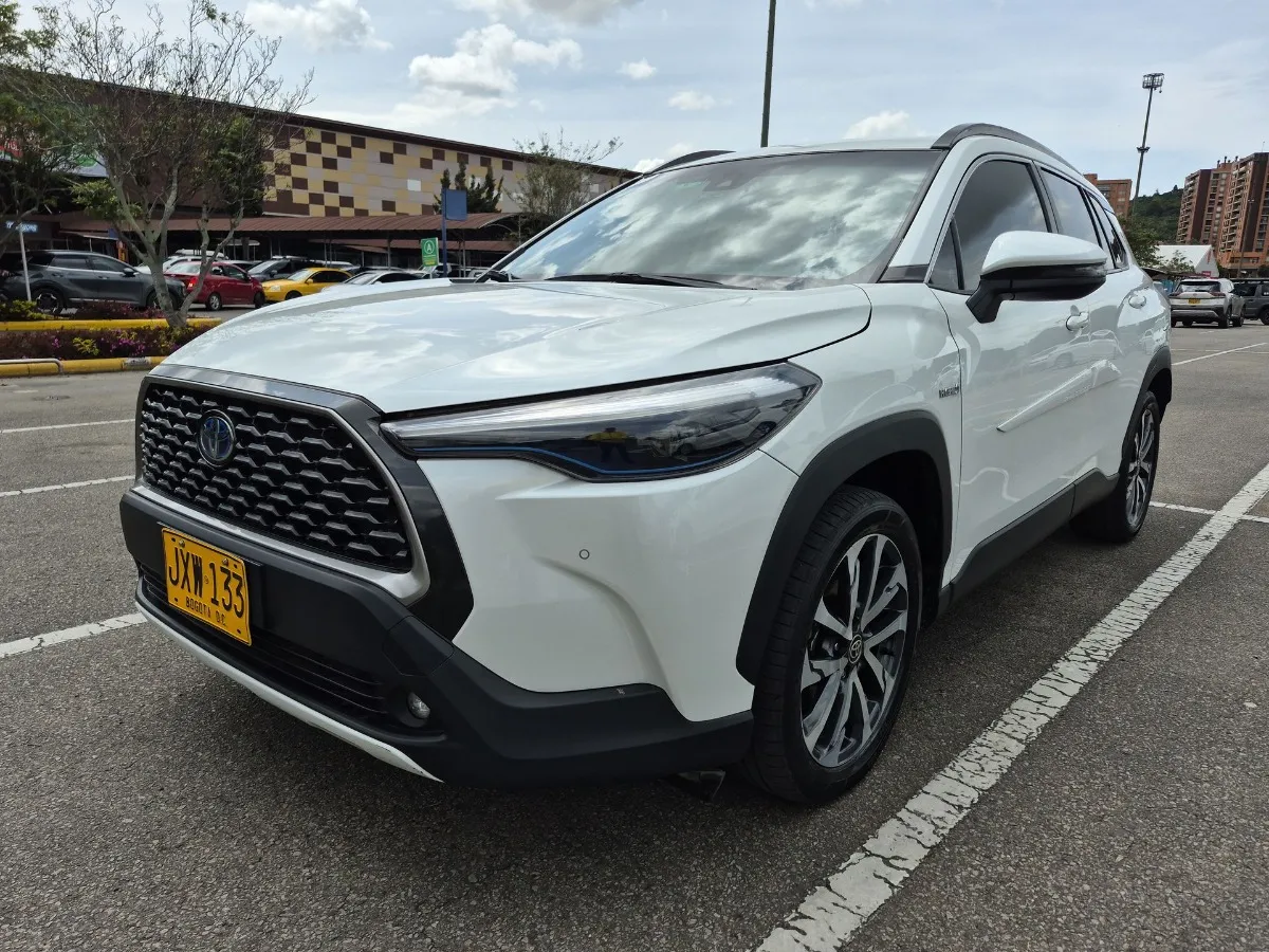 2022 Toyota Corolla low mileage car in Tampa