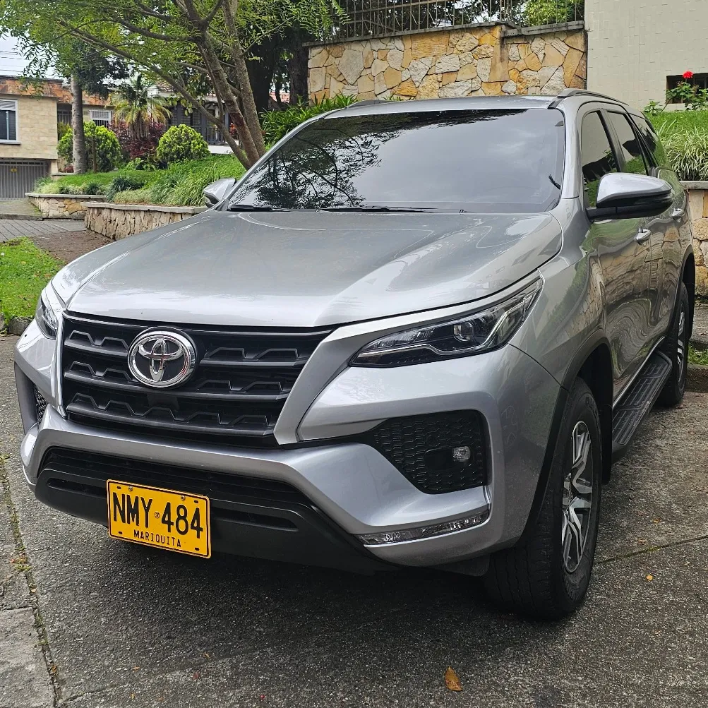 2023 Toyota Fortuner low mileage car in Tampa