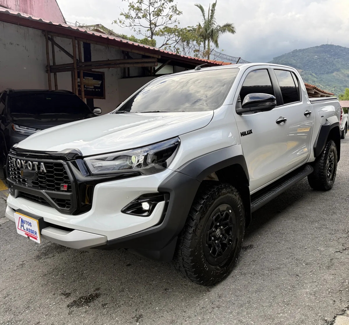 2024 Toyota Hilux low mileage car in Tampa